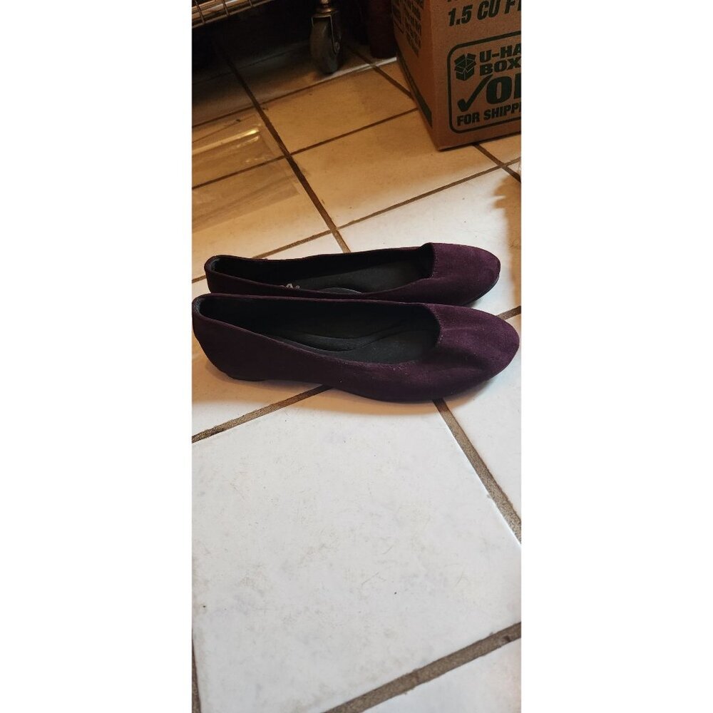 Soda  Suede Ballet Flats Womens Slip-On Round-Toe Shoes size 7.5 - Picture 4 of 6